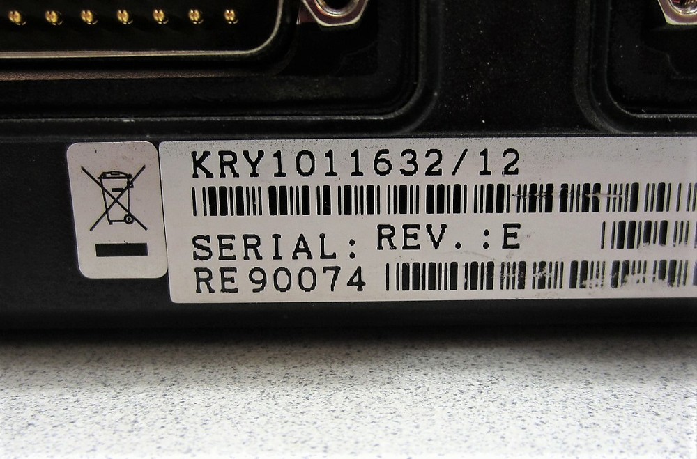 M/A-COM KRY1011632/12 Rev. E Control Head Dash Unit