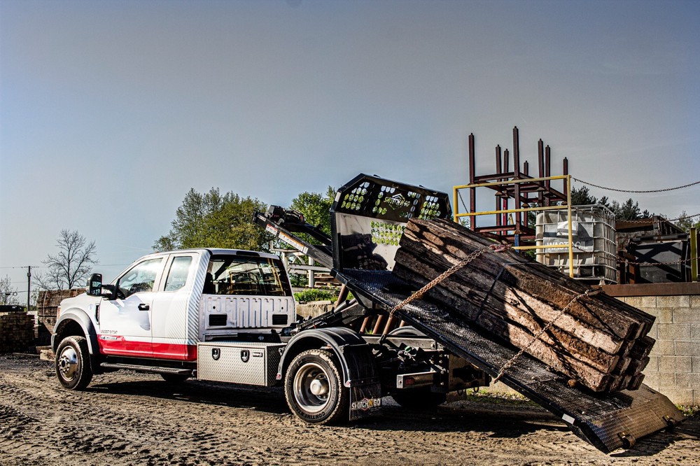 SWITCH-N-GO 11' STEEL FLATBED