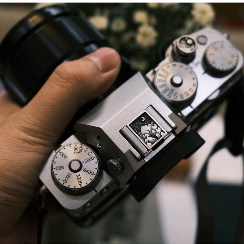 camera hot shoe mount