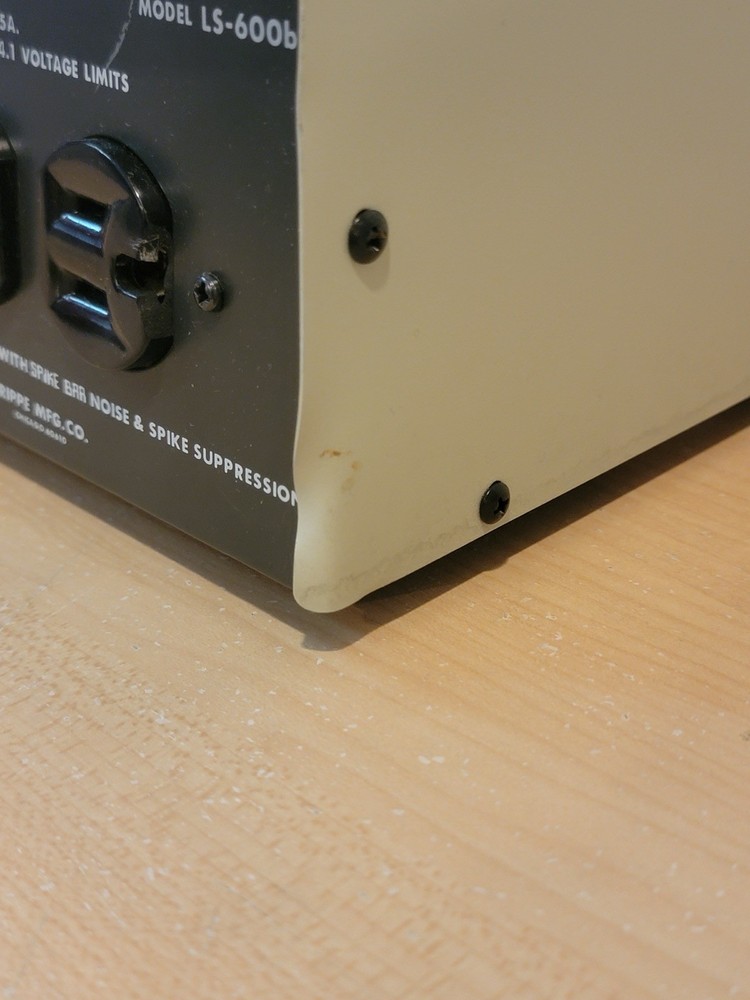 Tripp Lite, Line Stabilizer / Conditioner, Low Voltage Regulator, Model: LS-600b