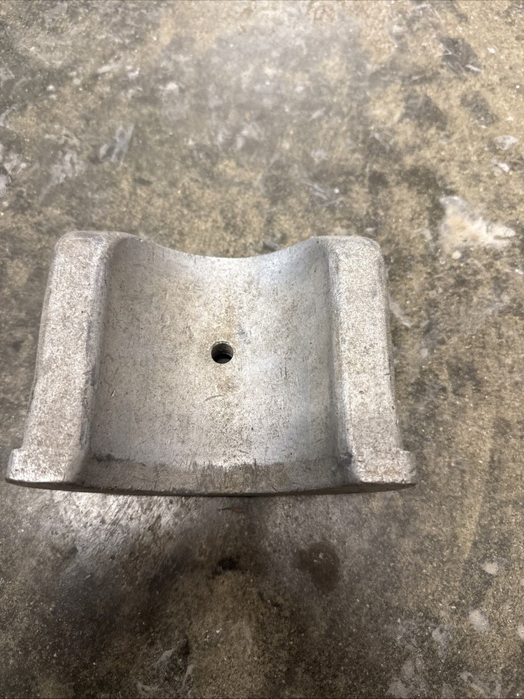 3” ?? Measures 3-1/2” Greenlee Bending Shoe Saddle Bushing Only Used