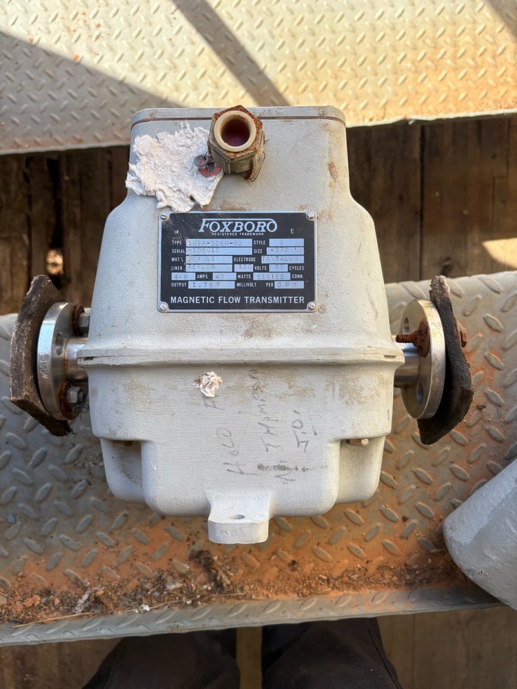 1894-SDSB-BB .375 MAGNETIC FLOW TRANSMITTER 120VOLT 60 CYCLES