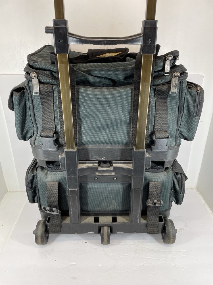 Storm Rolling Thunder 4-ball Bowling Bag Green Used