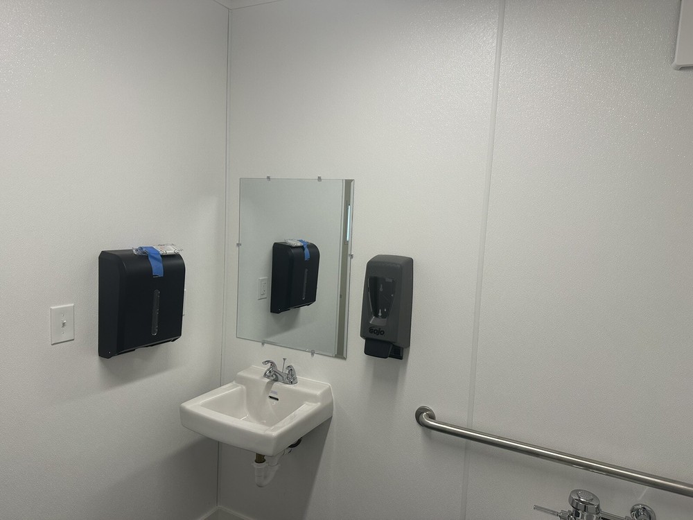 Restroom shipping container Conex Portable bathroom