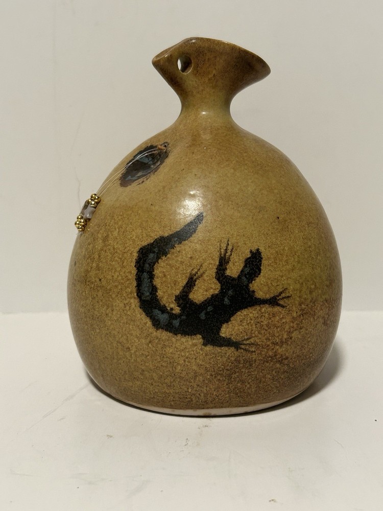 Michael Schleyer Pottery.     328