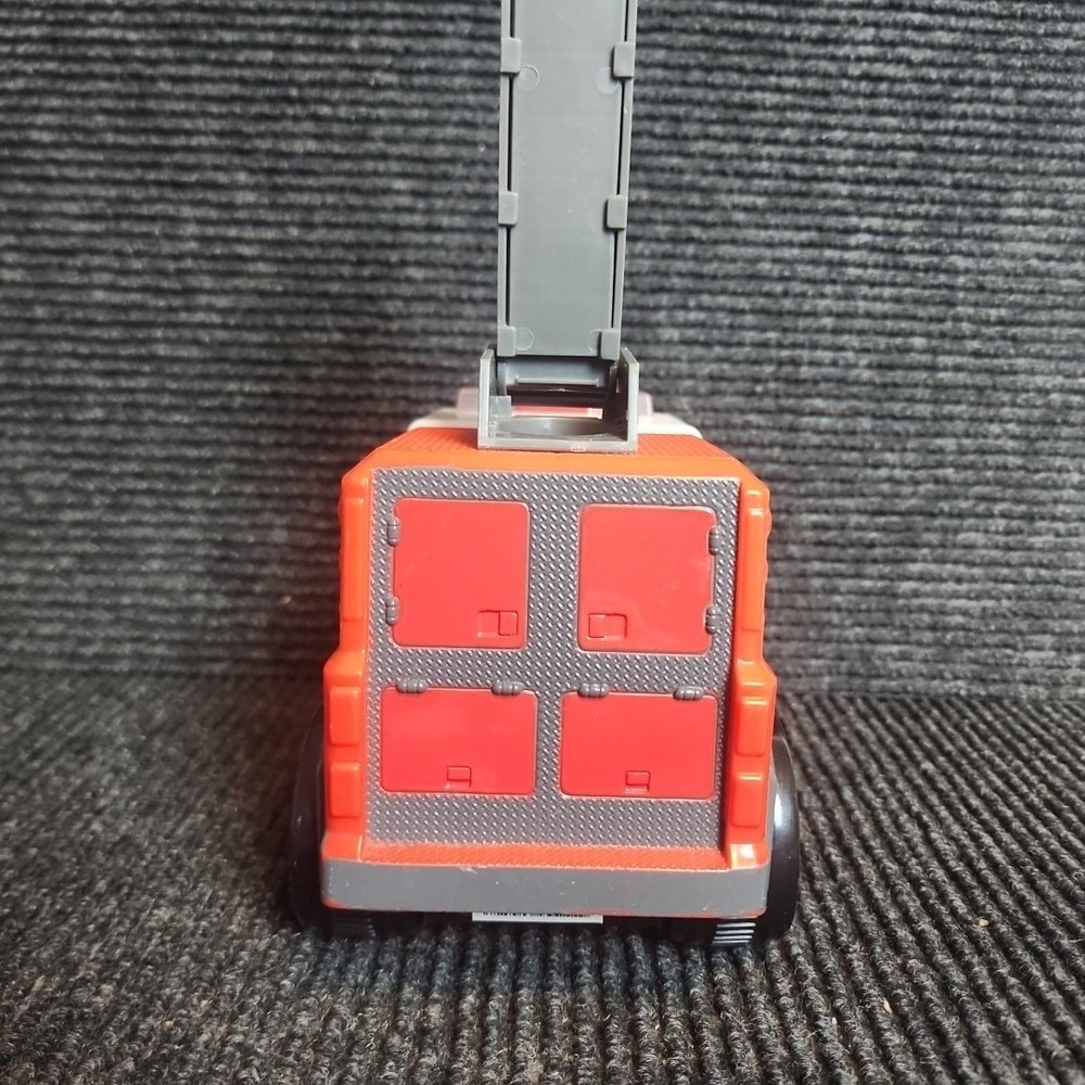 Kid Galaxy Red Pull Back Fire Truck