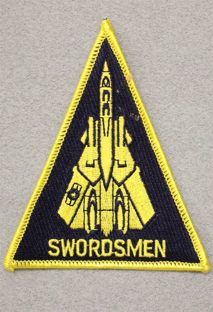 USN Navy patch 662: Fighter Squadron 32 (VF-32) Tomcat delta patch