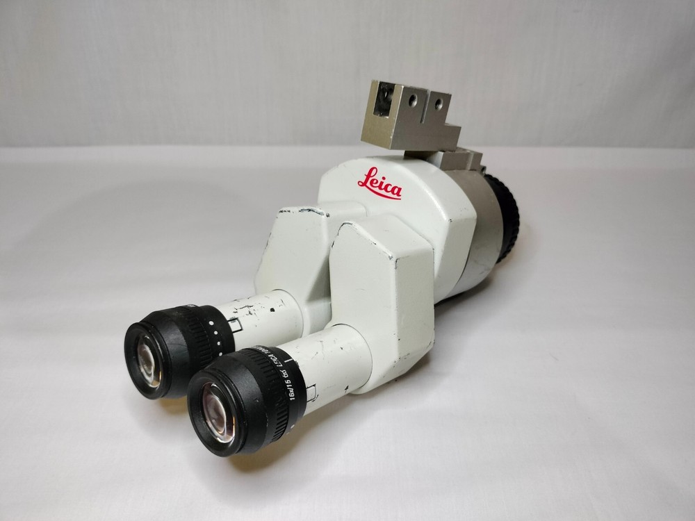 Leica 10407743 Binocular Microscope Head w/ 2pcs. Eyepiece