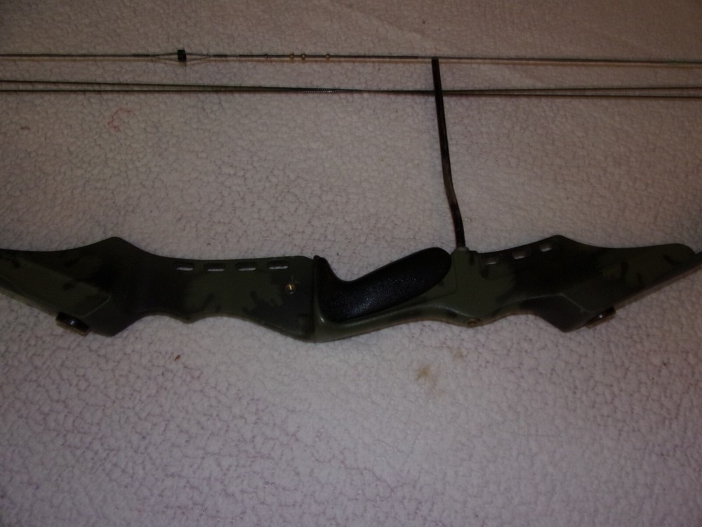 PSE Pulsar Game Sport Compound Bow