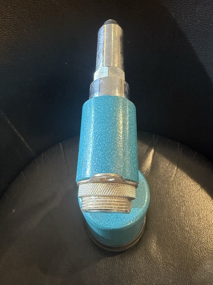 AIR HYDRAULIC RIVET GUN