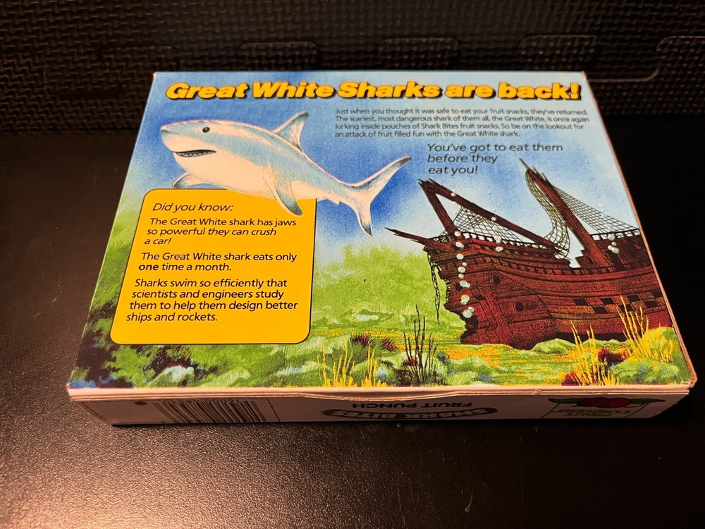 Shark Bites fruit snacks - Empty custom design display box