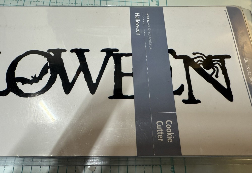 Quickutz Halloween Themed Die