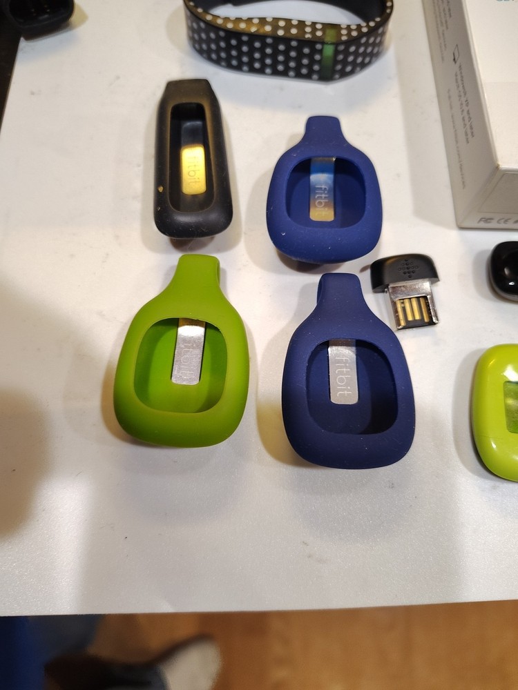 Fitbit Lot Of 5 Zip Wireless Activity Steps Calorie Activity Tracker Cords Bands