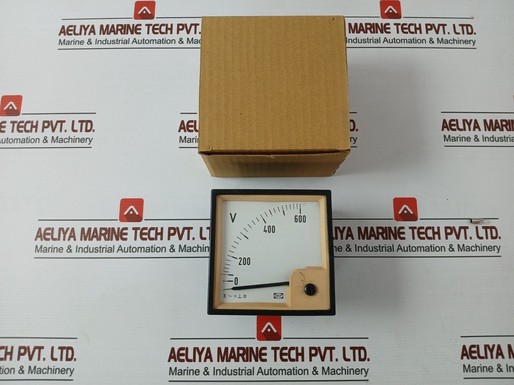 DEIF 0-600V Analogue Voltmeter