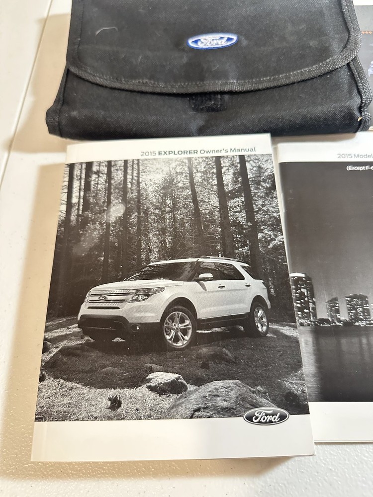 Ford Explorer Owner's Manual Warranty Guide 2015