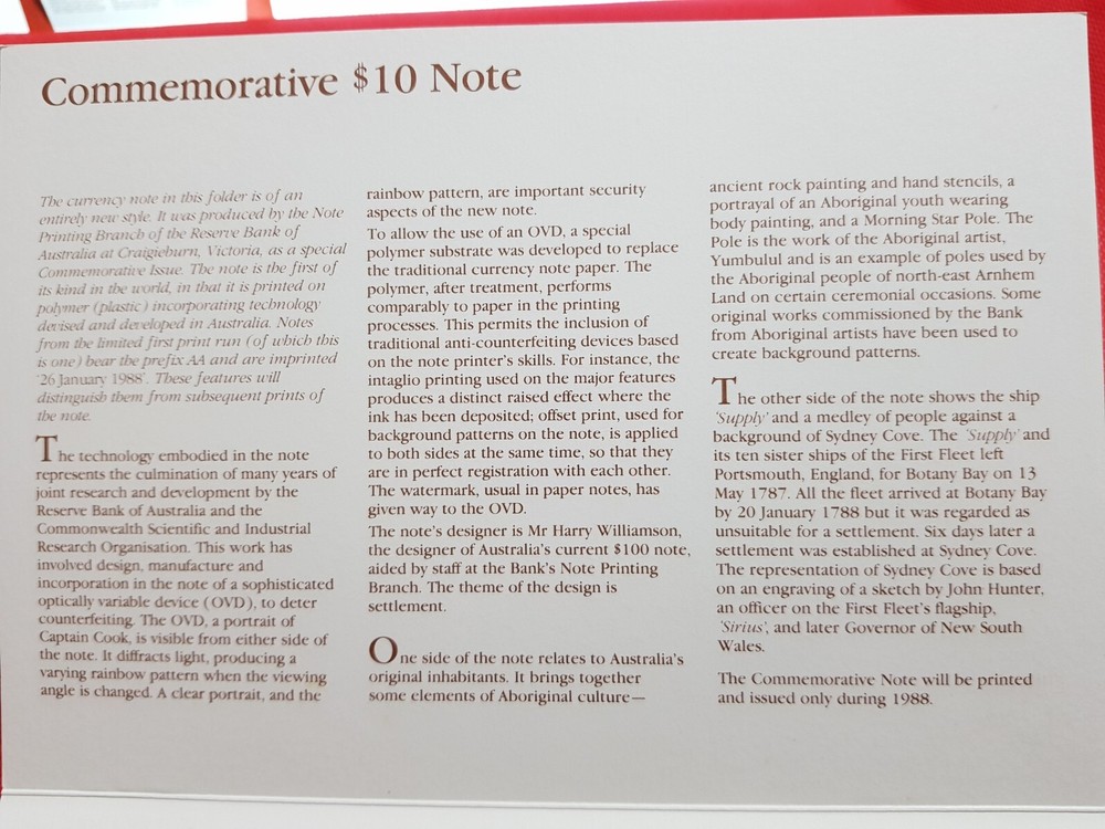 1988 AUSTRALIAN $10 FRASER/JOHNSTON FIRST POLYMER NOTE FOLDER AA 18 067 596