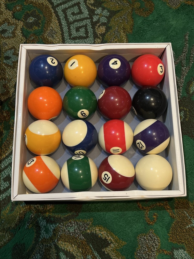 PROFESSIONAL POOL BALL SET Standard 2 1/4”