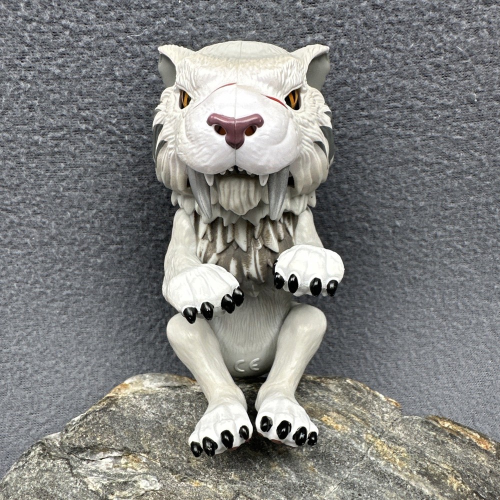 WOWWEE Fingerlings Untamed Sabretooth Interactive Tested & Works