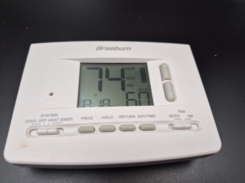 Braeburn 2220NC Programmable Thermostat Digital Display Push Button White