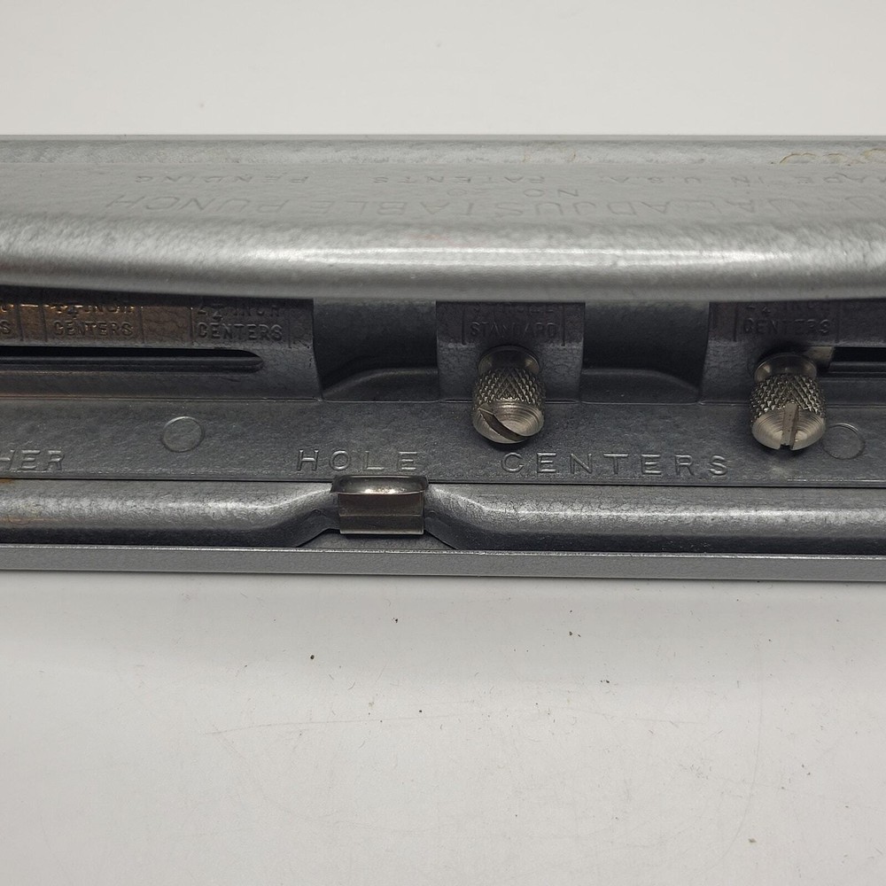 Mutual Adjustable ~ #20 ~ 3 Hole Punch ~ works ~adjustable ~ vintage