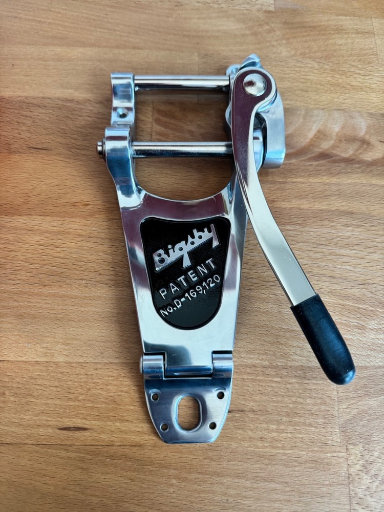 Bigsby B7 True Vibrato