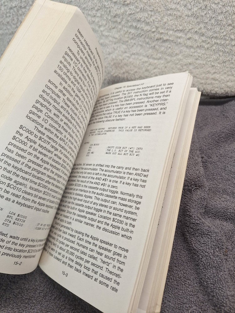 Using 6502 Assembly Language How Anyone Can Program The Apple II Vol 1 Hyde