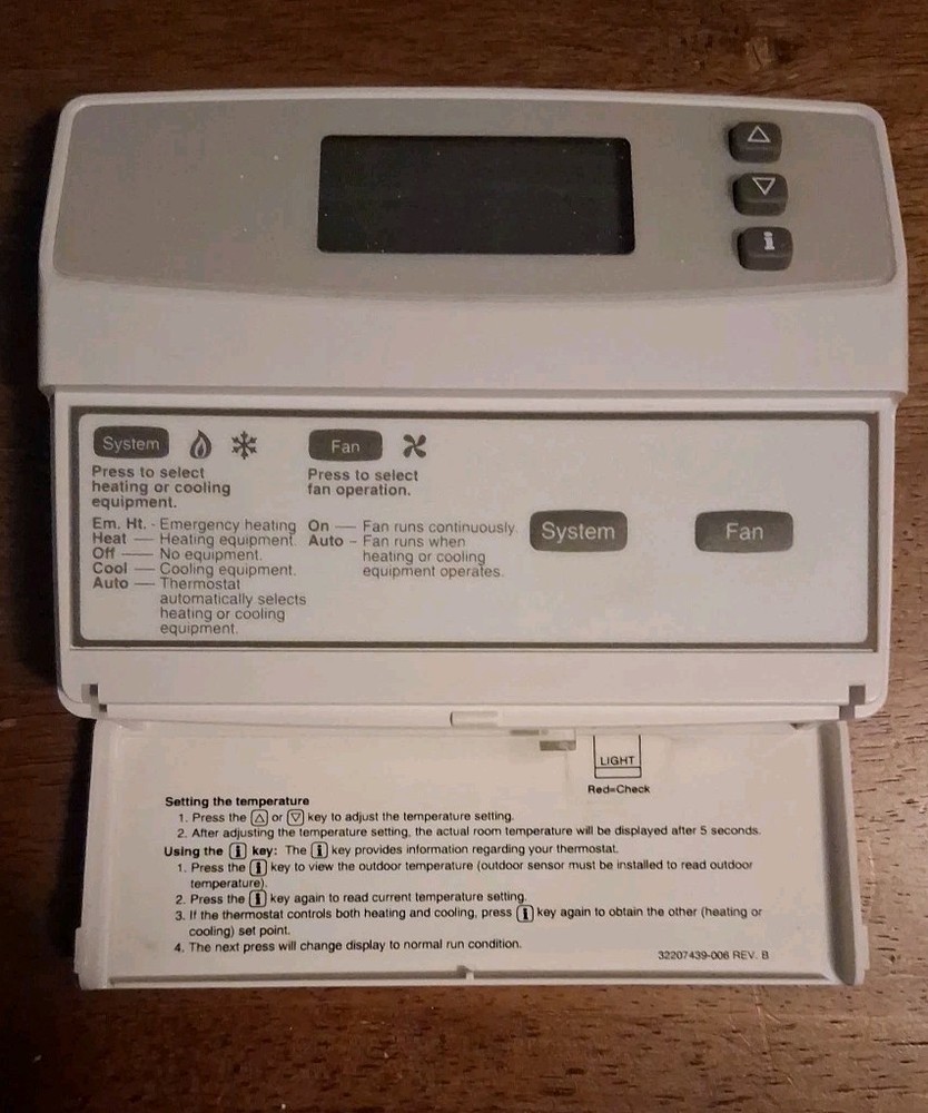Honeywell Digital Non Programmable T85111G1047