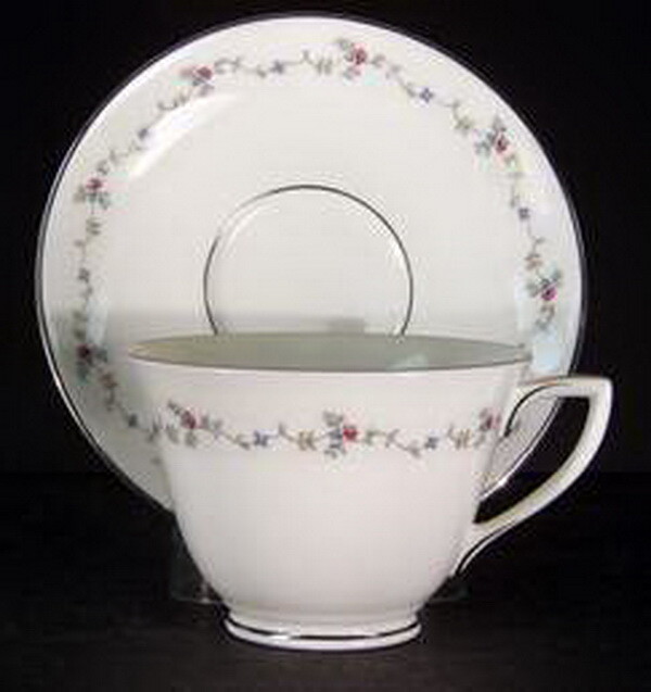 Royal Worcester Interlude Five Piece Place Setting(s)- Free Shipping in US