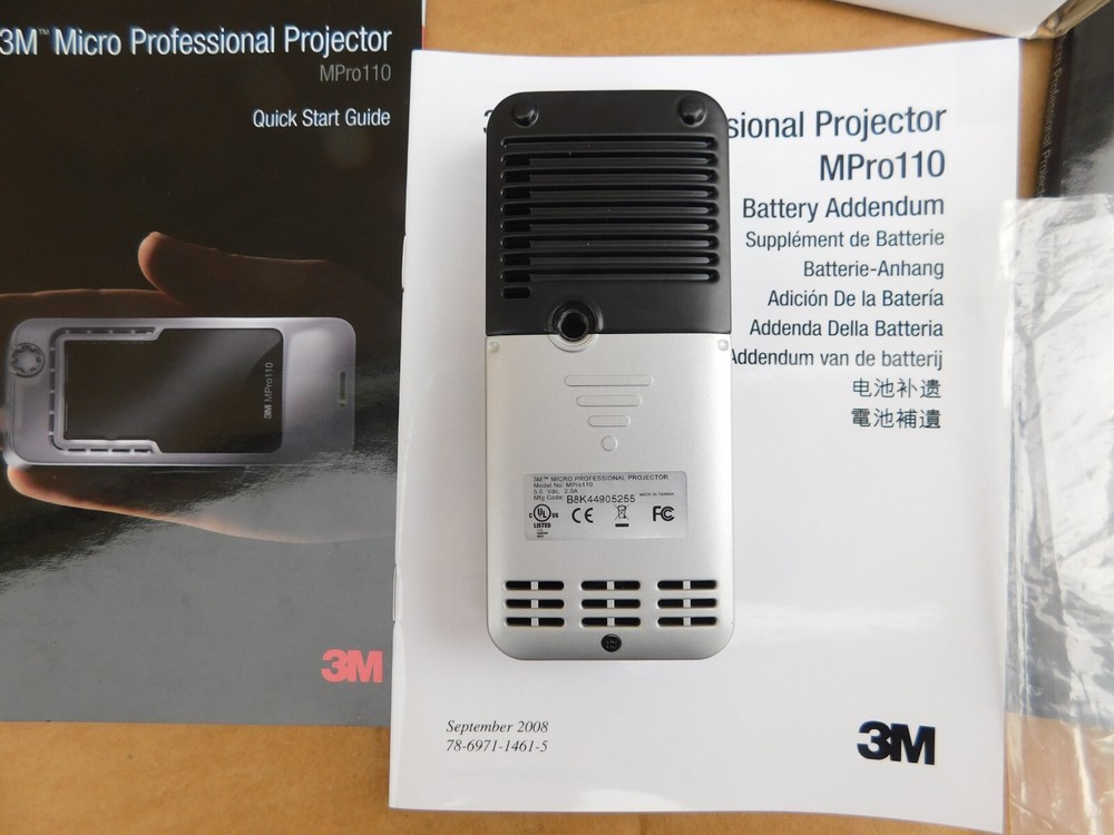 3M Micro Professional Projector MPro110 new open box