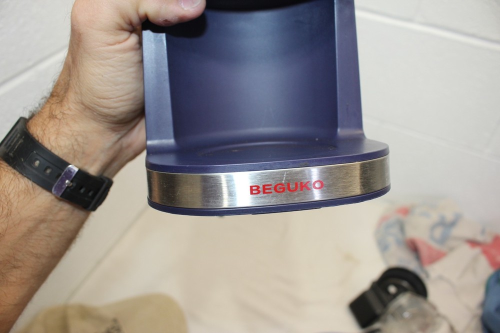 Beguko ADJUSTABLE GRIND Coffee Grinder Tested/WORKS! Silver/Blue, euc!! no cup