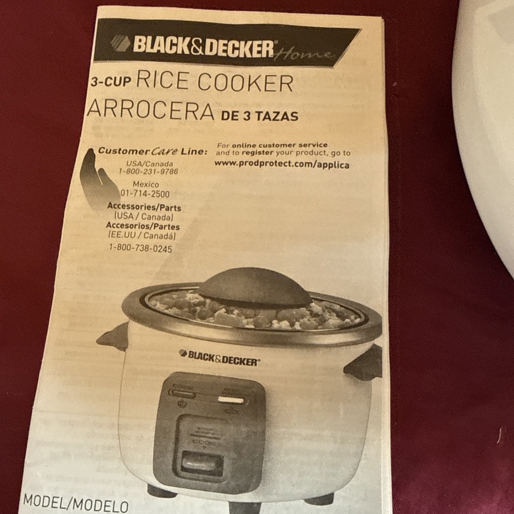 Black and Decker White 3-Cup Rice Cooker RC3303