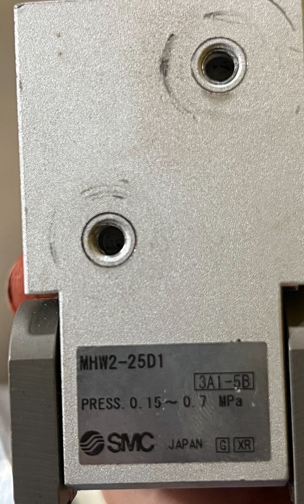 SMC MHW2-25D1 GRIPPER UNIT