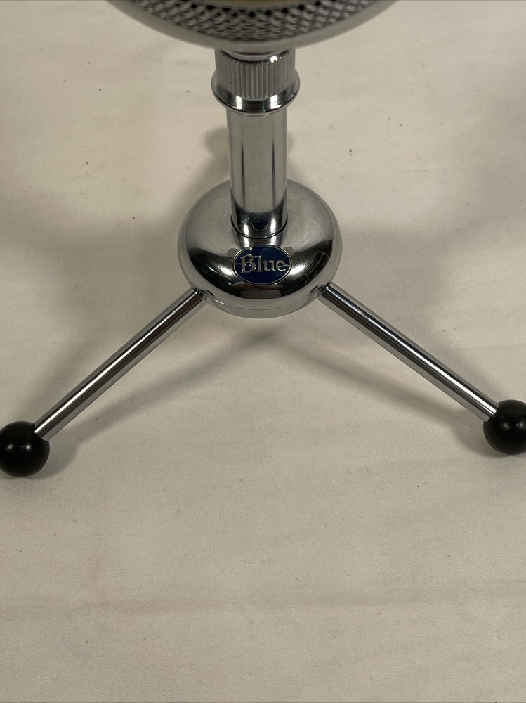 Blue Microphone Snowball USB Microphone White