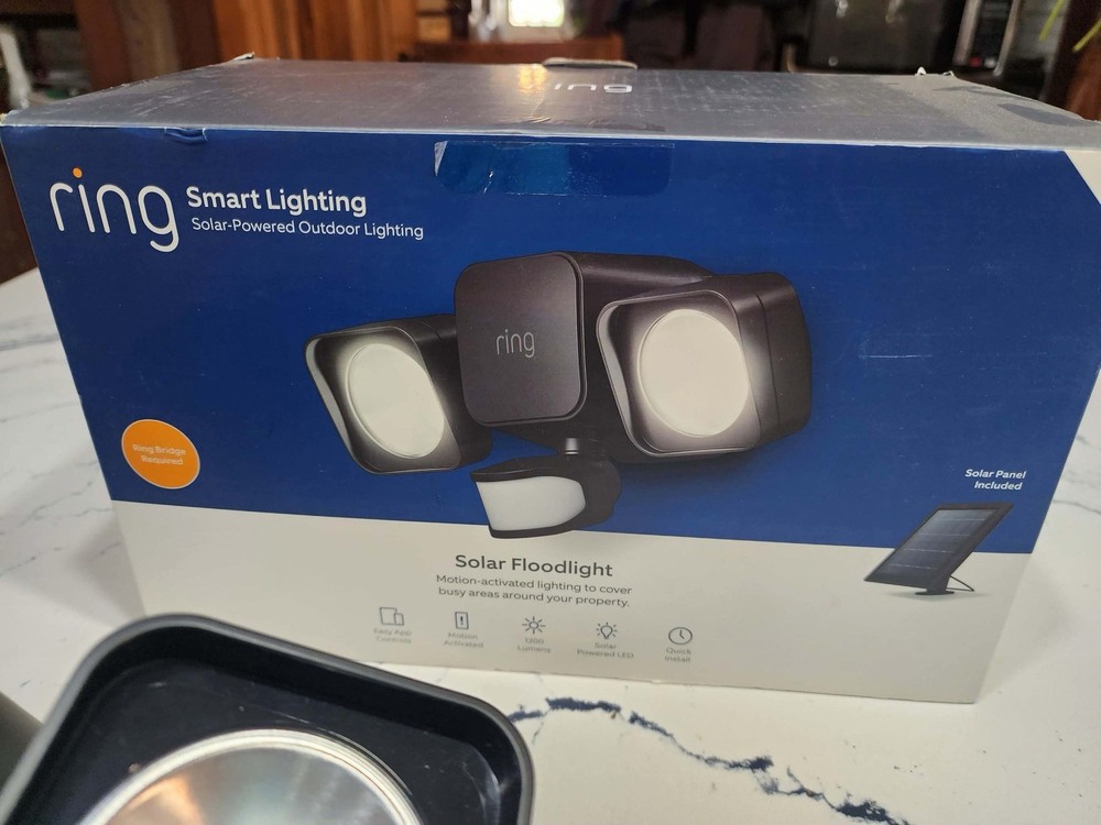 Ring Solar Floodlight Motion Light W/ Panel Open Box Untested Complete