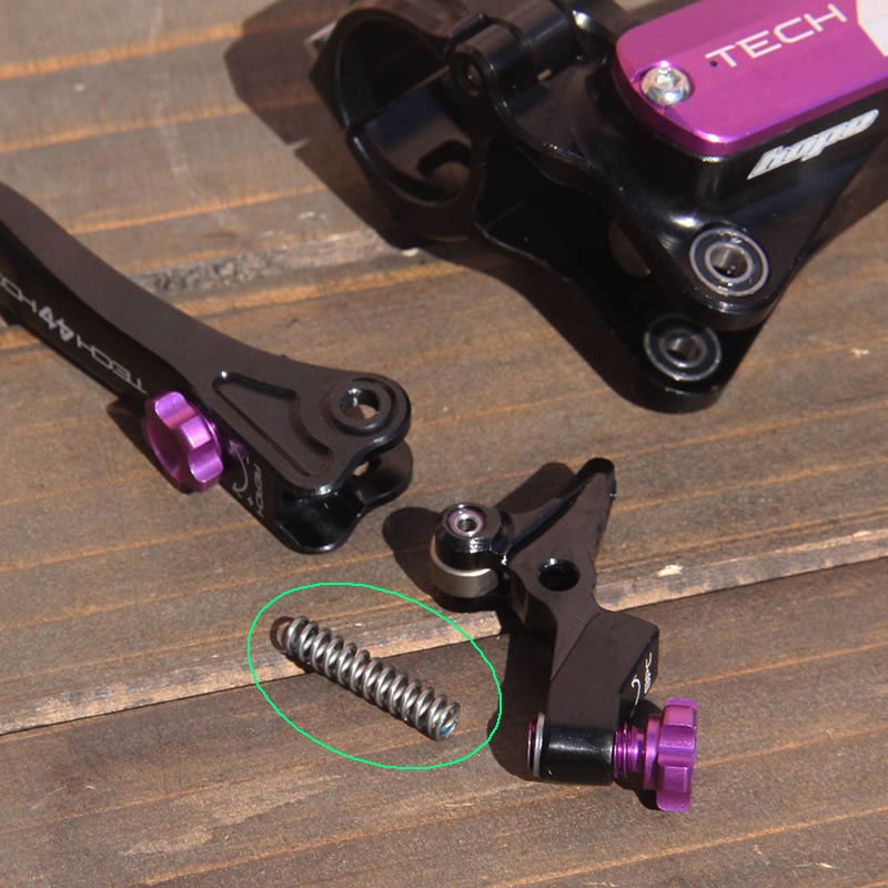 HOPE - Lever Spring for TECH 3/4 Master Cylinder