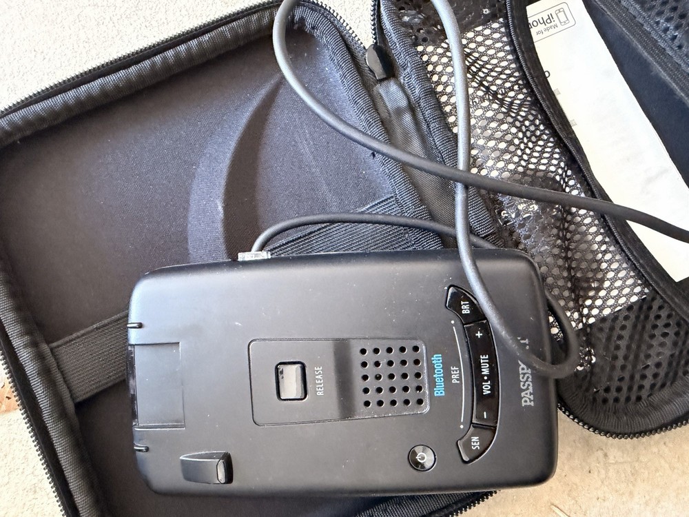 Escort Passport Bluetooth Radar Detector w/ Escort Carrying Case, Audio/Visual