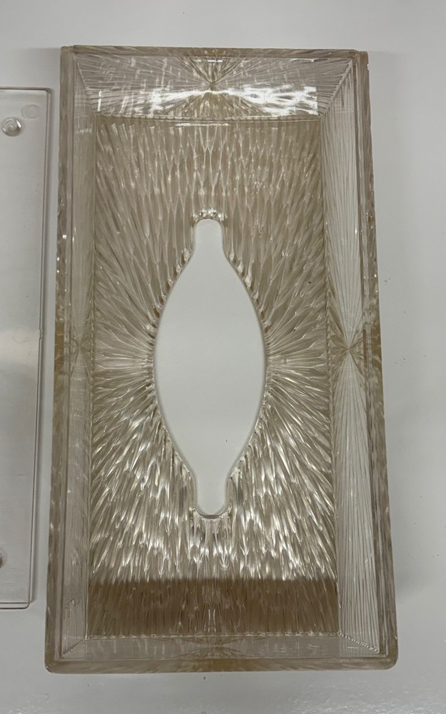 Vtg Tissue Box Holder Clear Acrylic Lucite Plastic Sunburst Pattern Wall Mount