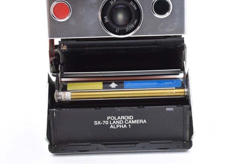 Power on and shutter confirmed. LAND CAMERA SX-70 ALPHA1
