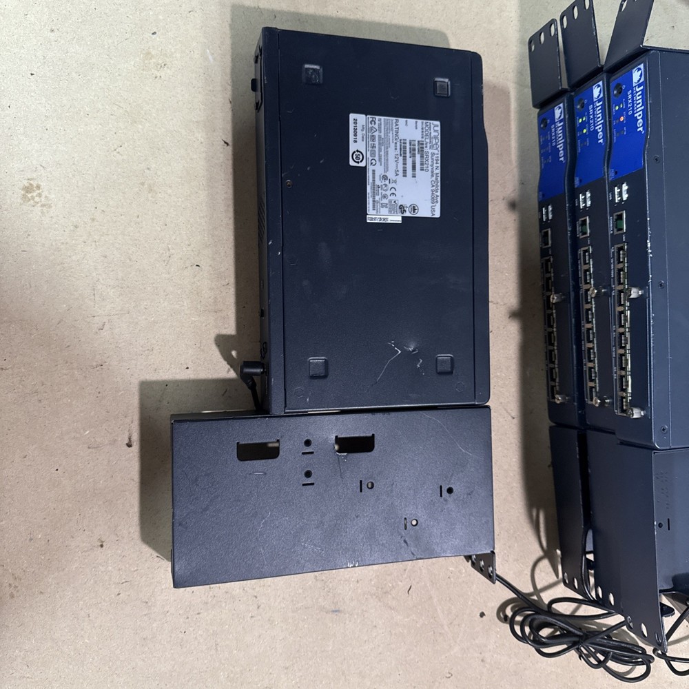 Juniper SRX210HE2 Firewall VPN Gateway Security