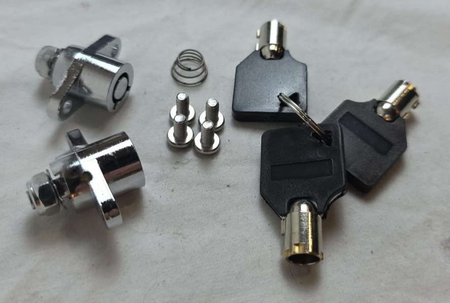 UNBRANDED FOR HARLEY-DAVIDSON 3 KEY SADDLEBAG LOCK SET