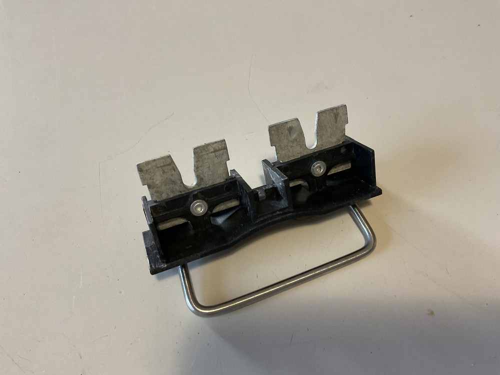 DIVERSITECH A/C DISCONNECT PULLOUT