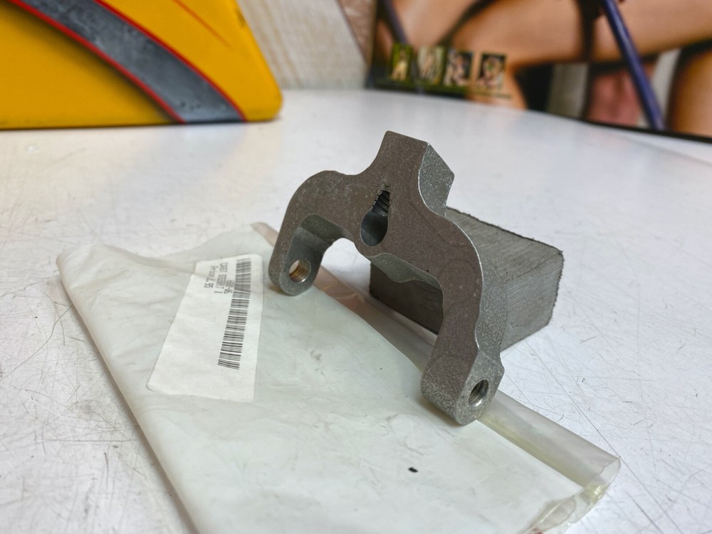 🔥OEM Buell Motorcycle XB Steering Damper Frame Mount Bracket🔥