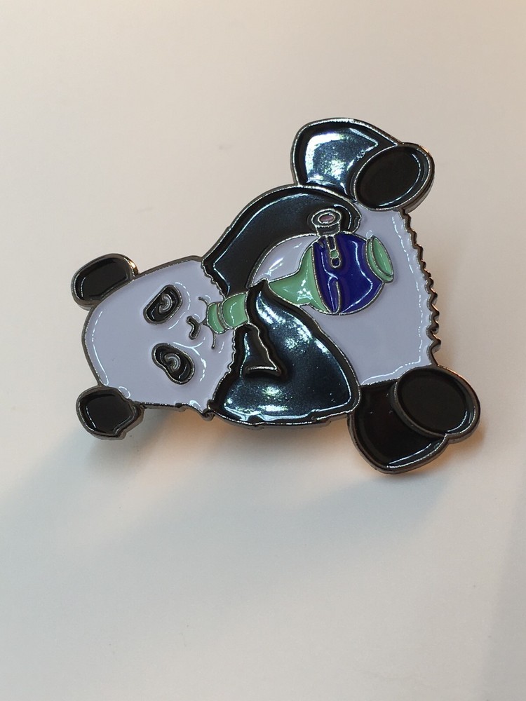 Panda Smokes Bong HAT PIN Lapel Brooch