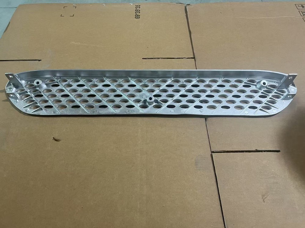 Front Fairing Lower Aluminum Step Peterbilt 579 2023+