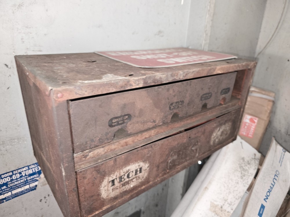 Tech Products Vintage Wall Toolbox