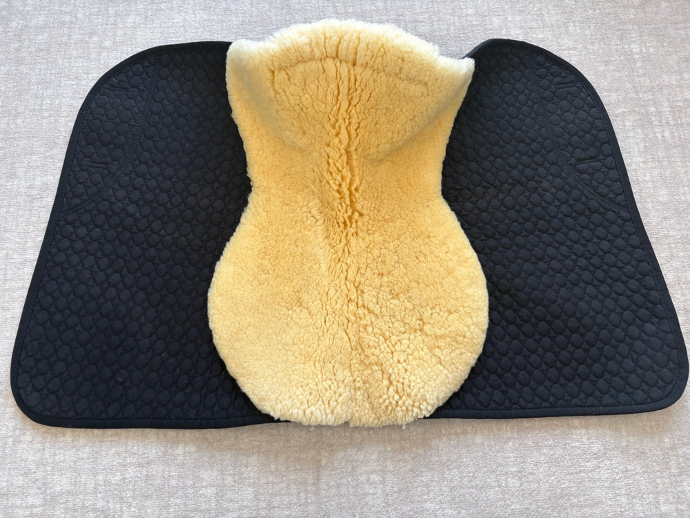 Lammfelle Rectangular Sheepskin Saddle Pad