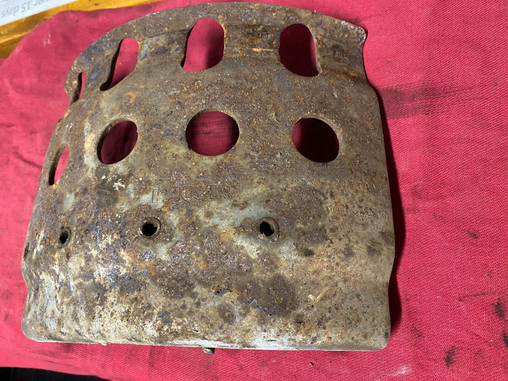 PACCAR  M11-6249 -Diesel Particulate Filter (DPF)   Cradle Bracket, MOUNT