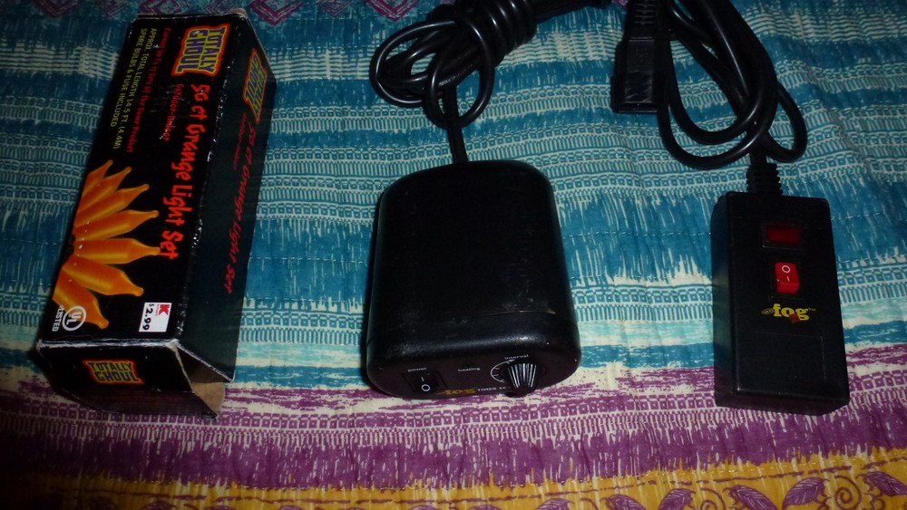 FOG TIMER CONTROLLER & SWITCH SALES Plug In Halloween or Party Orange Lights