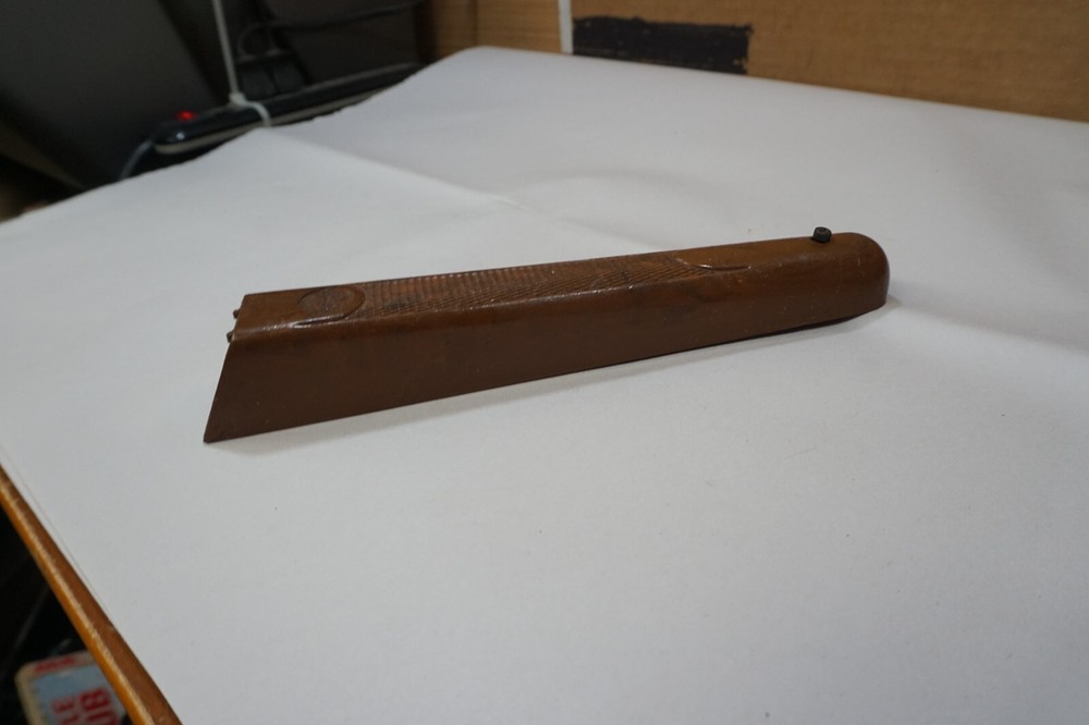 Daisy Model 86/70 bb gun Forearm