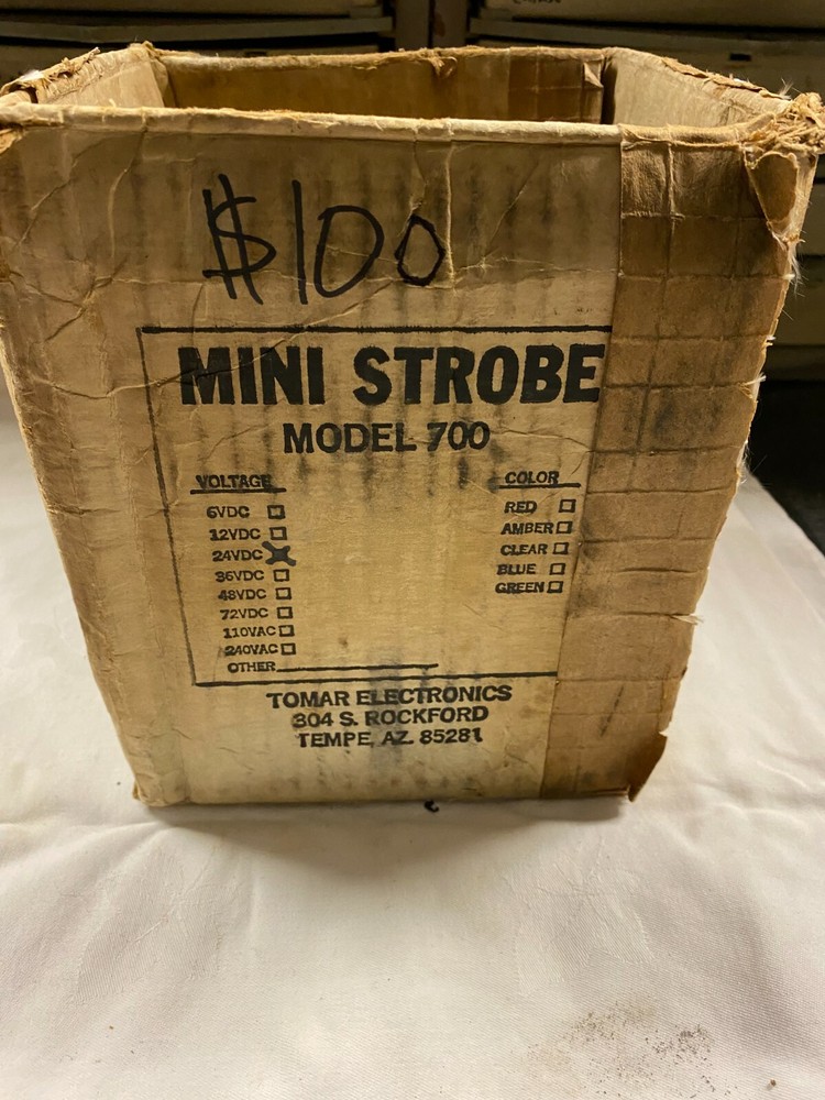 VINTAGE 1977 "TOMAR" MINI STROBE LIGHT-MODEL 700-24 VOLT